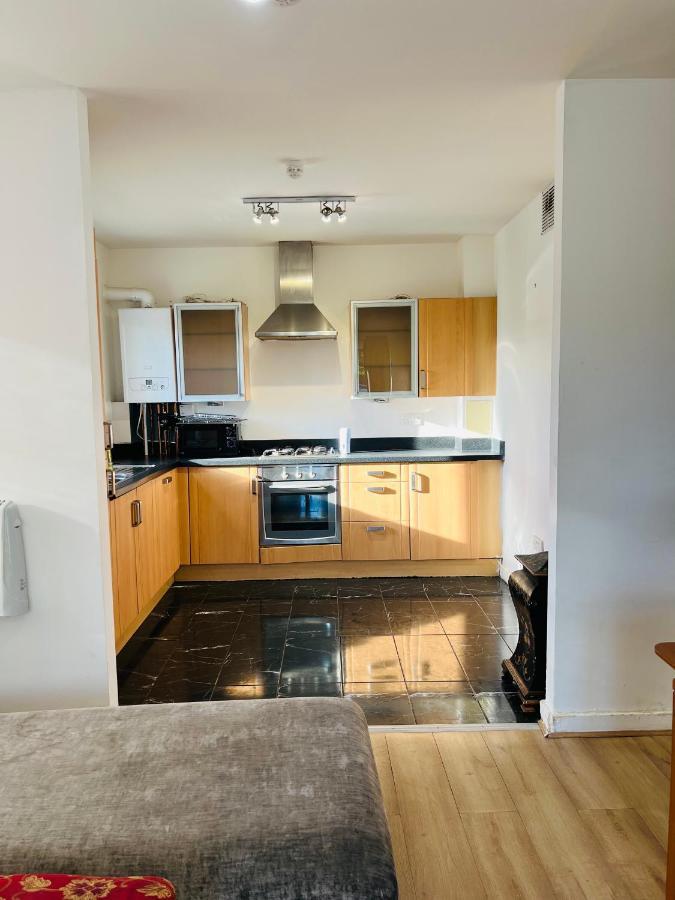 Fabulous 1Bed 1Bath Ground Floor Shared Accommodation ,Only Double Room EDI Exterior foto
