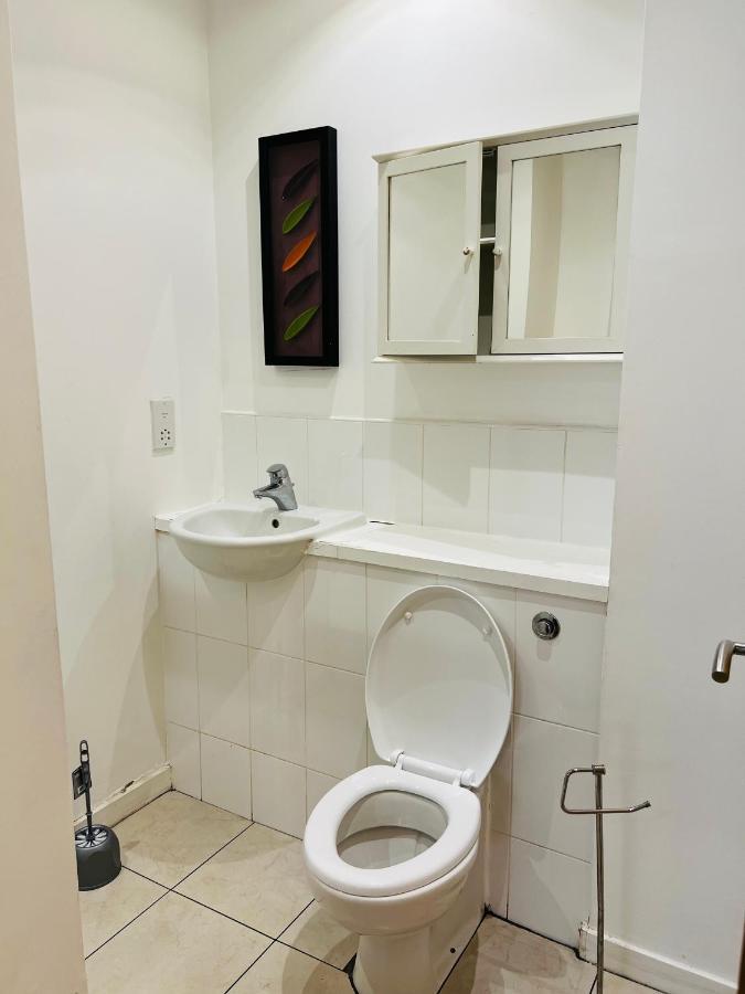 Fabulous 1Bed 1Bath Ground Floor Shared Accommodation ,Only Double Room EDI Exterior foto