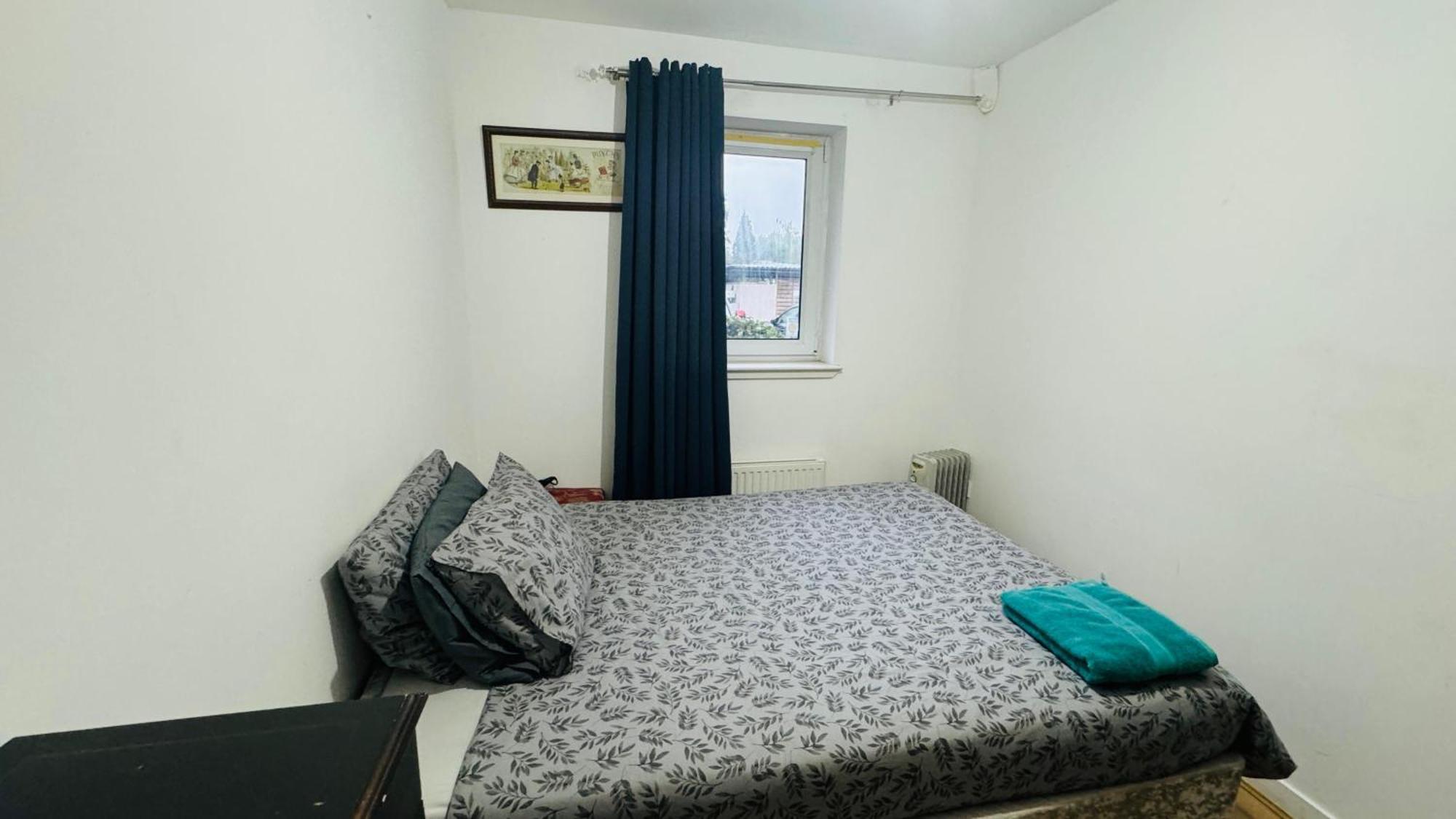 Fabulous 1Bed 1Bath Ground Floor Shared Accommodation ,Only Double Room EDI Exterior foto